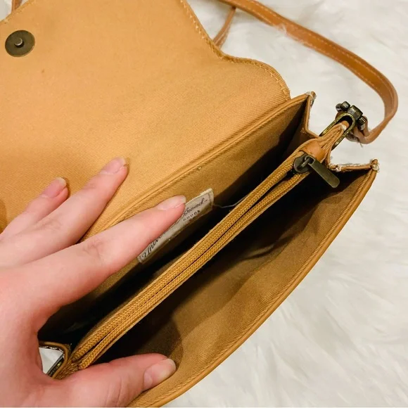 3/$15 Universal Thread Faux Leather Crossbody Bag - Picture 3 of 15